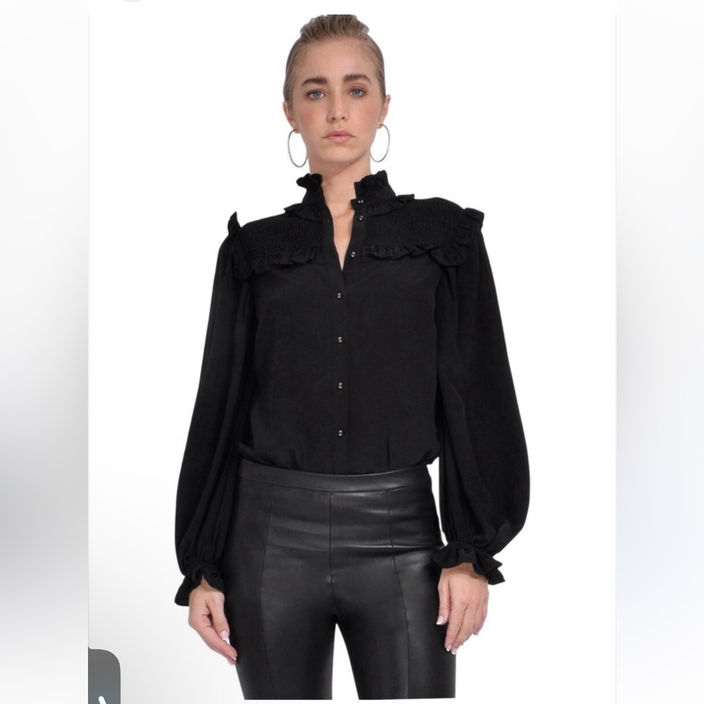 Gilner Farrar Riley Black Ruffled Blouse